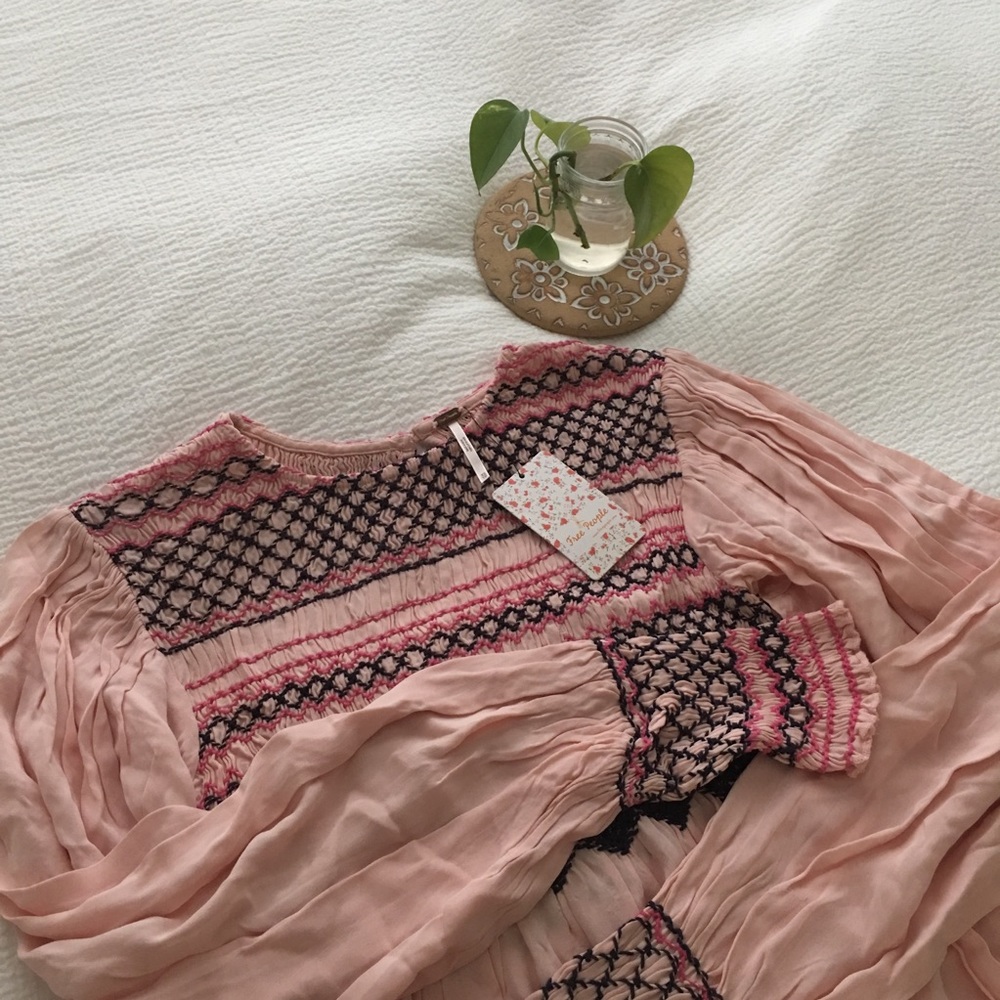 ❌ SOLD ❌ Embroidered Free People Dress - Picture 1 of 8